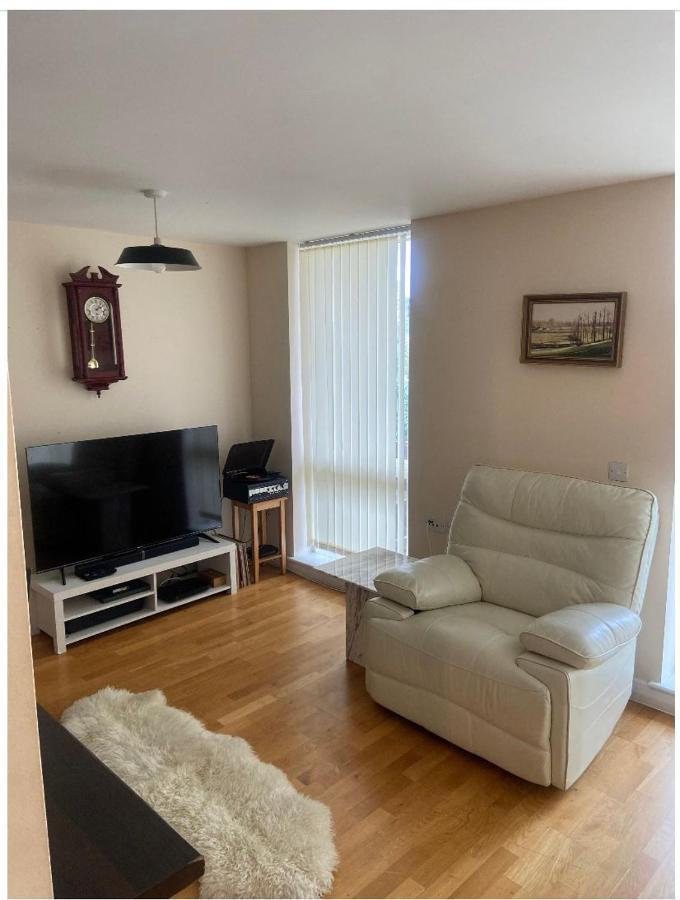 Lovely 2Br Apartment W/ City View Londres Exterior foto
